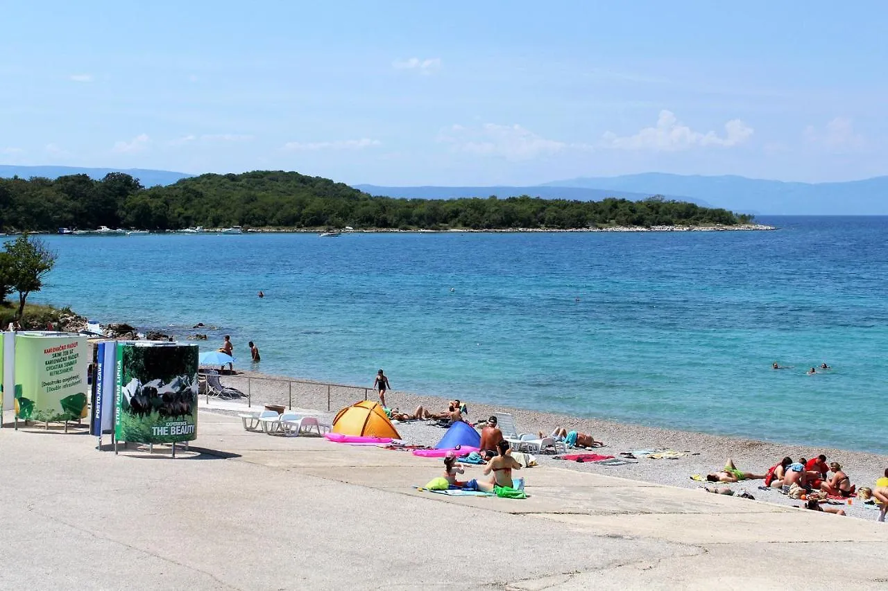 *** Pensión Apartments And Rooms With Wifi Njivice, Krk - 5362 Croacia