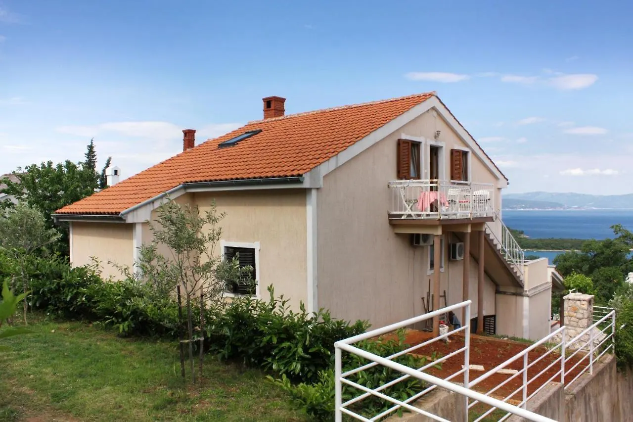 Apartments And Rooms With Wifi Njivice, Krk - 5362